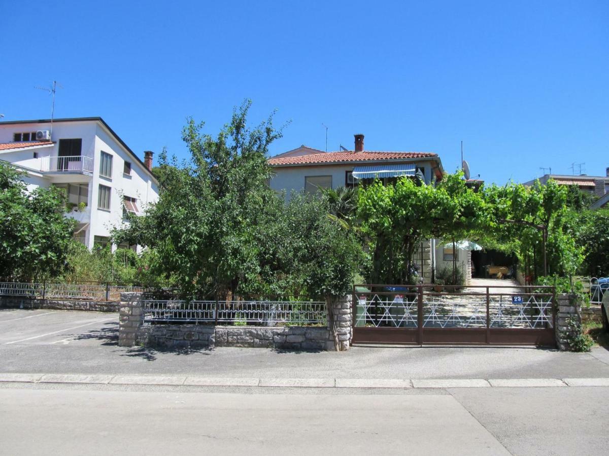 Vintage Rooms & Apartments Porec Luaran gambar